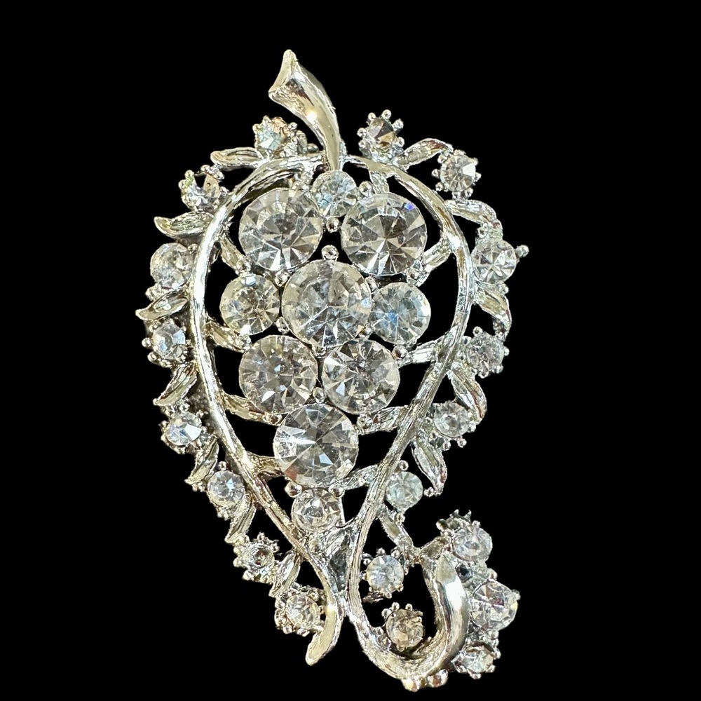 Vintage Signed Mamselle Rhinestone Crystal Grape Cluster Silver Brooch  2” Pin